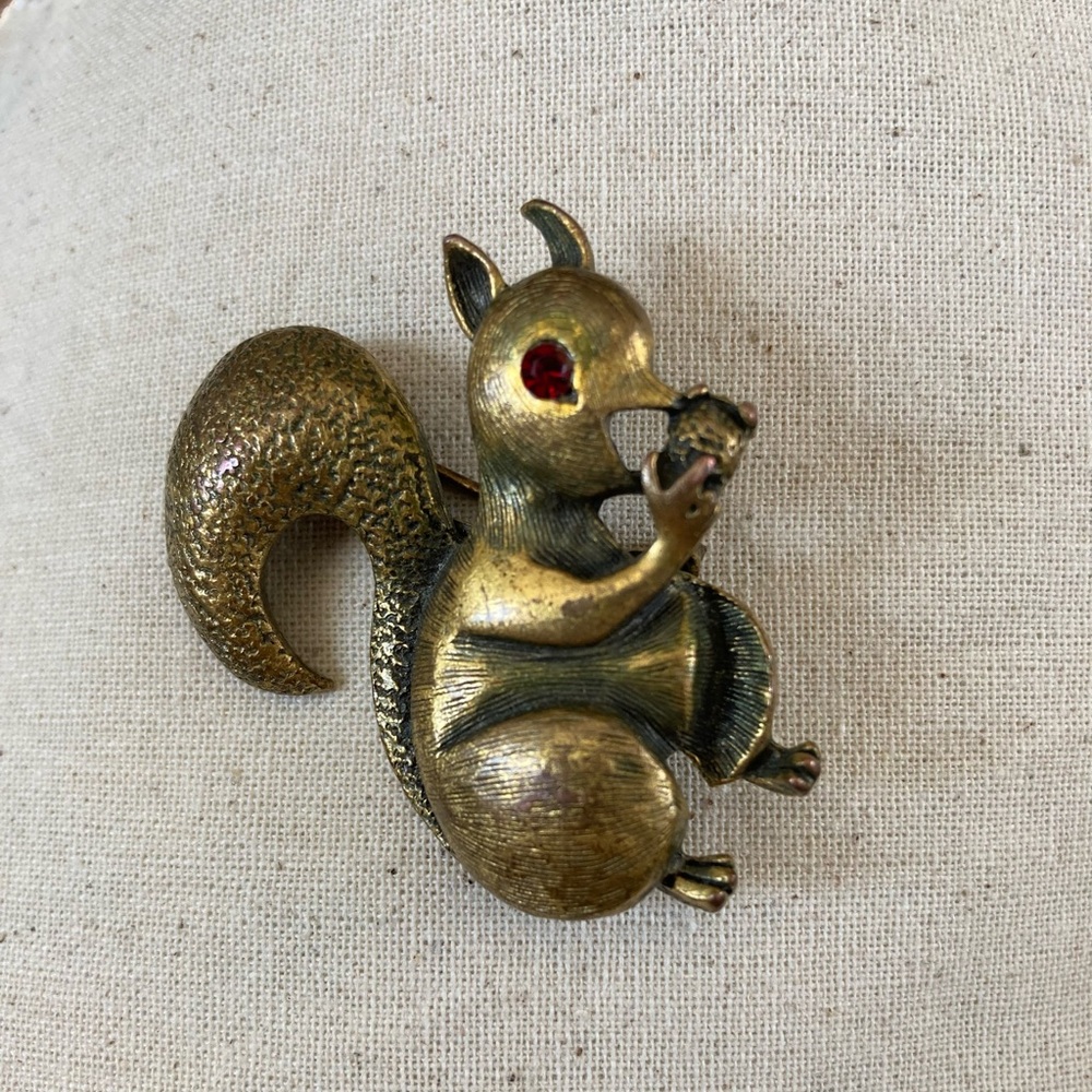 Darling Gold Squirrel Brooch Pin with Red Gem Eye - Whimsical Friend